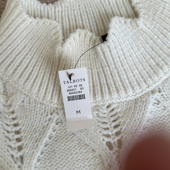 Sleeveless sweater cute black ties on side, but can be removed - Picture 4 of 4